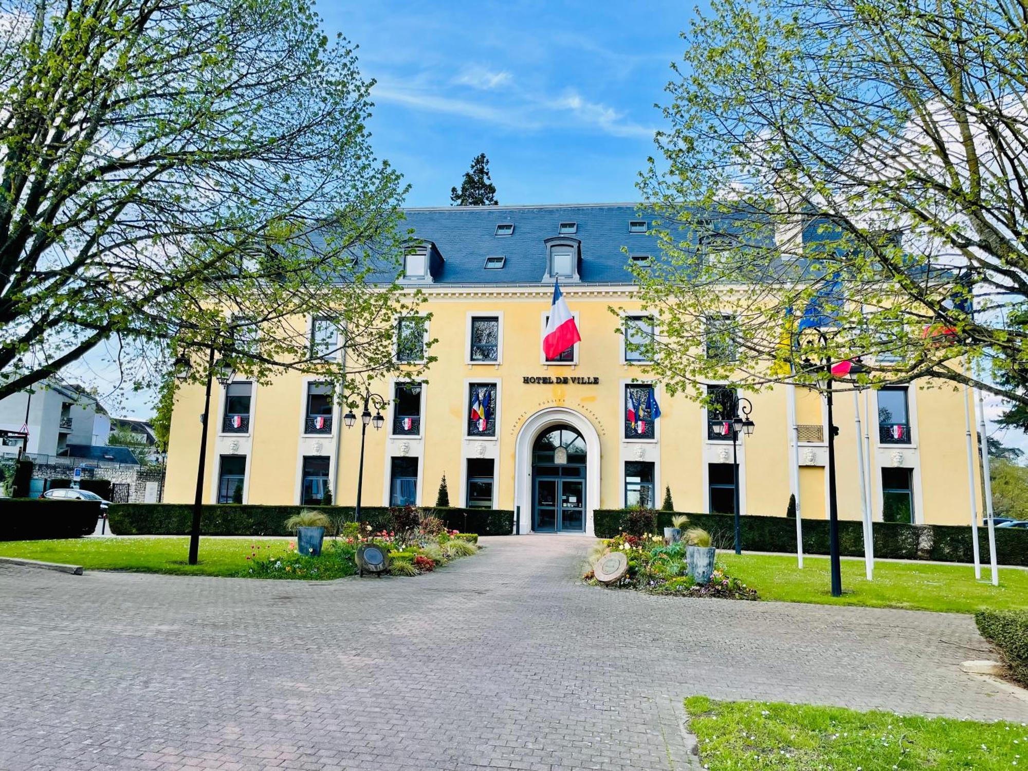 Studio Renove Et Tres Fonctionnel, Marly-Le-Roi Kültér fotó